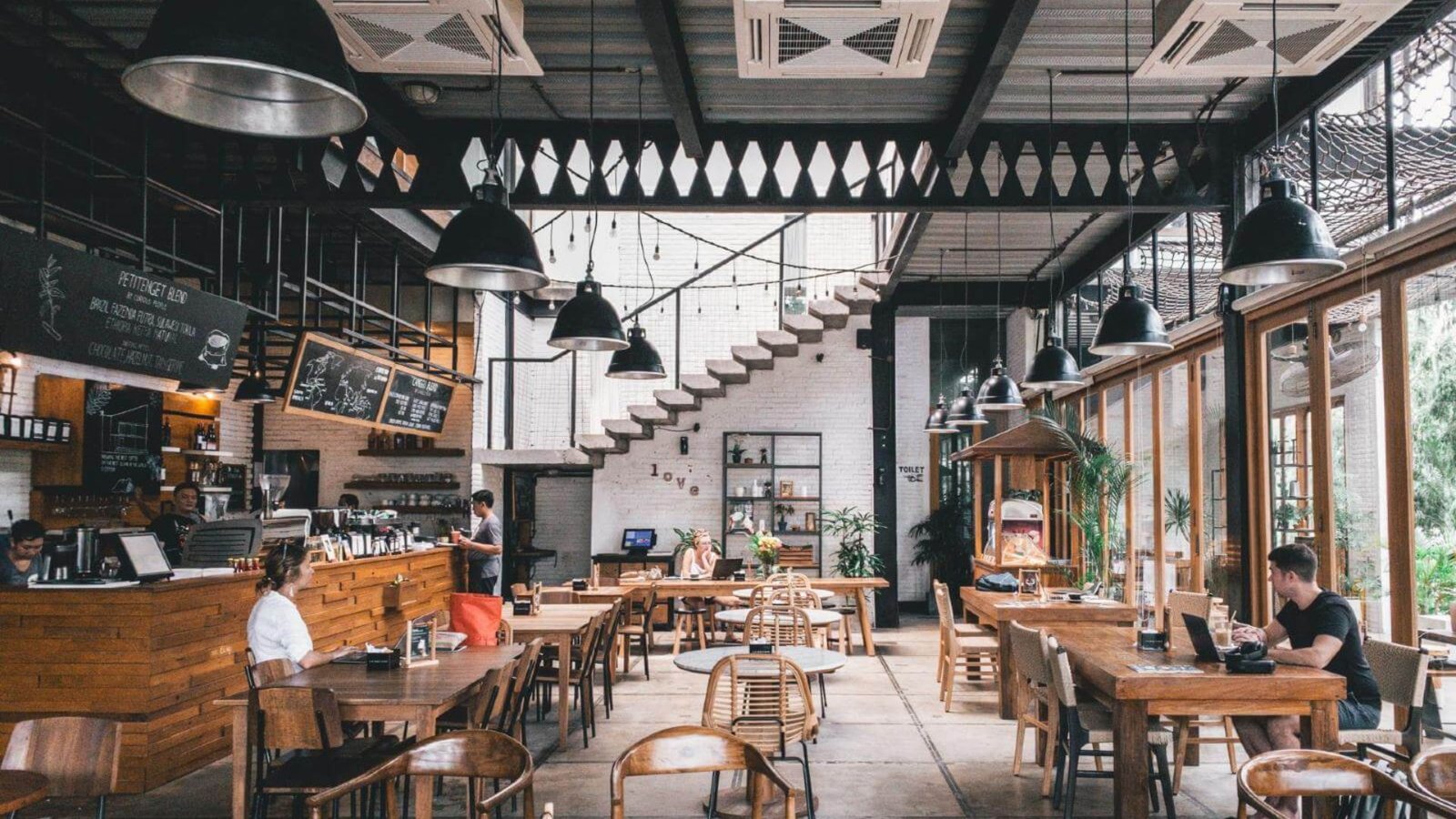 Breakfast Restaurants in the USA: Complete Guide to the Best Morning Dining Experiences